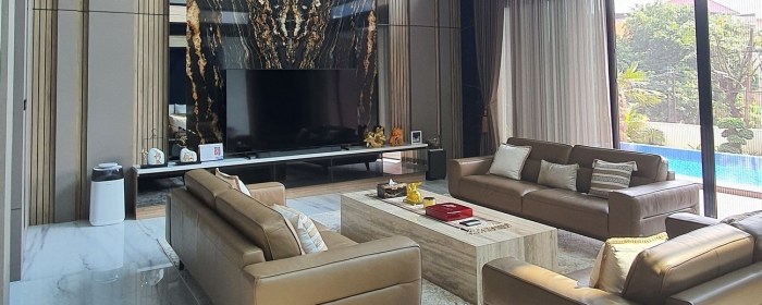 Why has demand for luxury homes surged post-pandemic? - Money News ... Rumah Mewah Seluas 6.500 m2 Jadi Sitaan Baru di Kasus Riza Chalid
